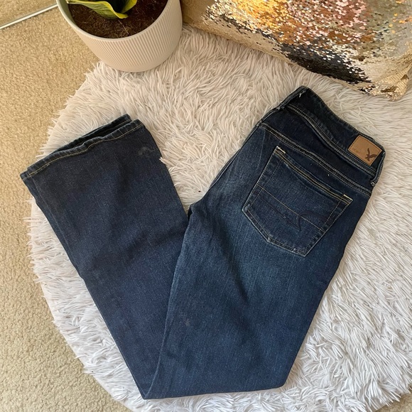 SOLD American Eagle Size 4 Kick Boot Jeans - Picture 2 of 8